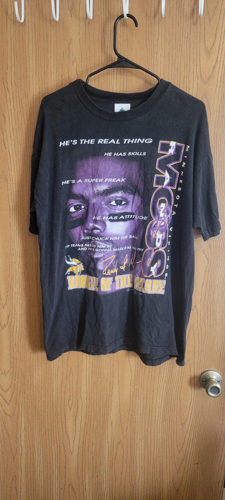 Vintage Large Randy Moss RARE rookie of the decade shirt.