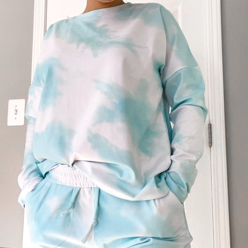Tie dye sweatshirt & sweatpants set