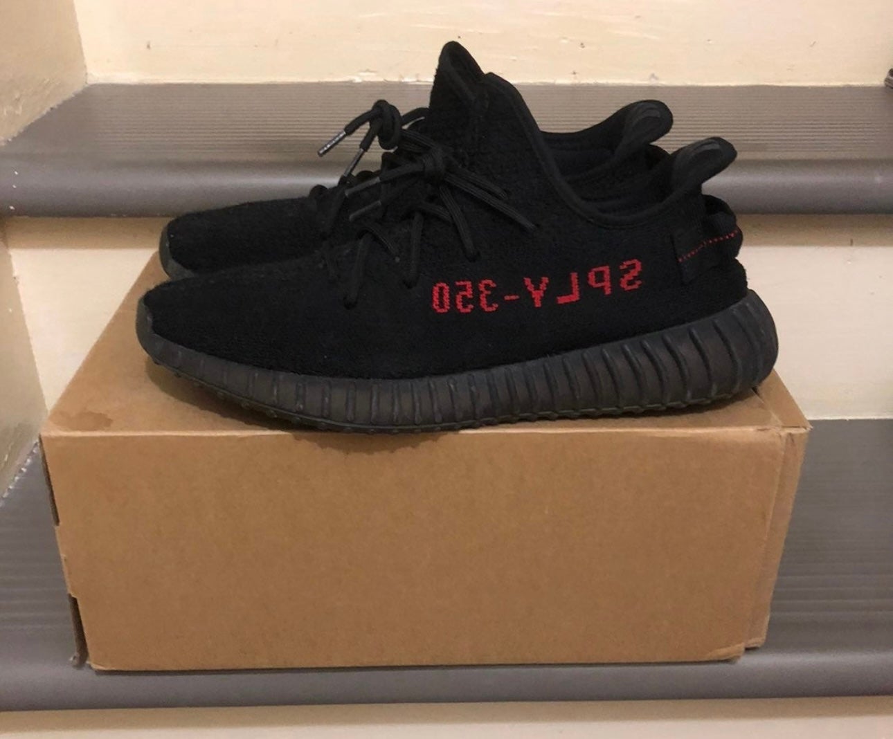 Yeezy Adidas Boost 350 V2 BRED