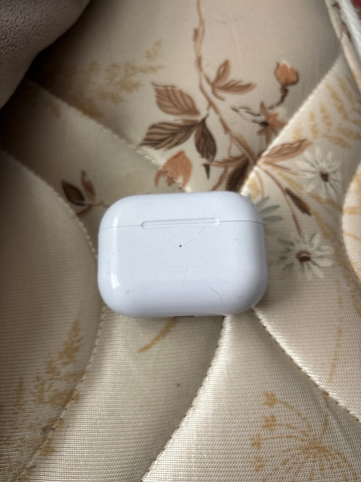 Apple AirPods pro 2nd generation