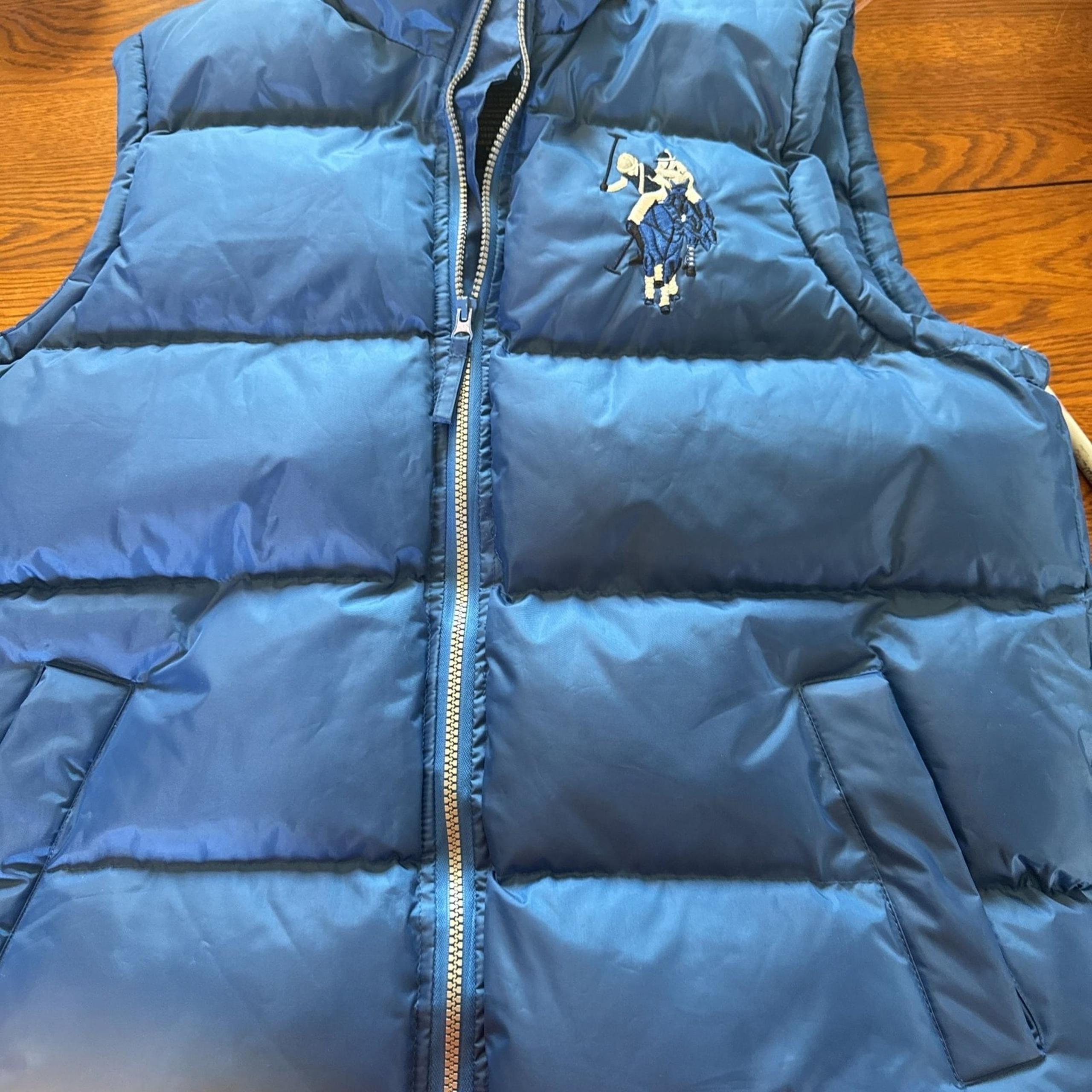 US Polo Assn Men Puffer Vest Size M Big Embroidered Pony Zip pockets Full Zip