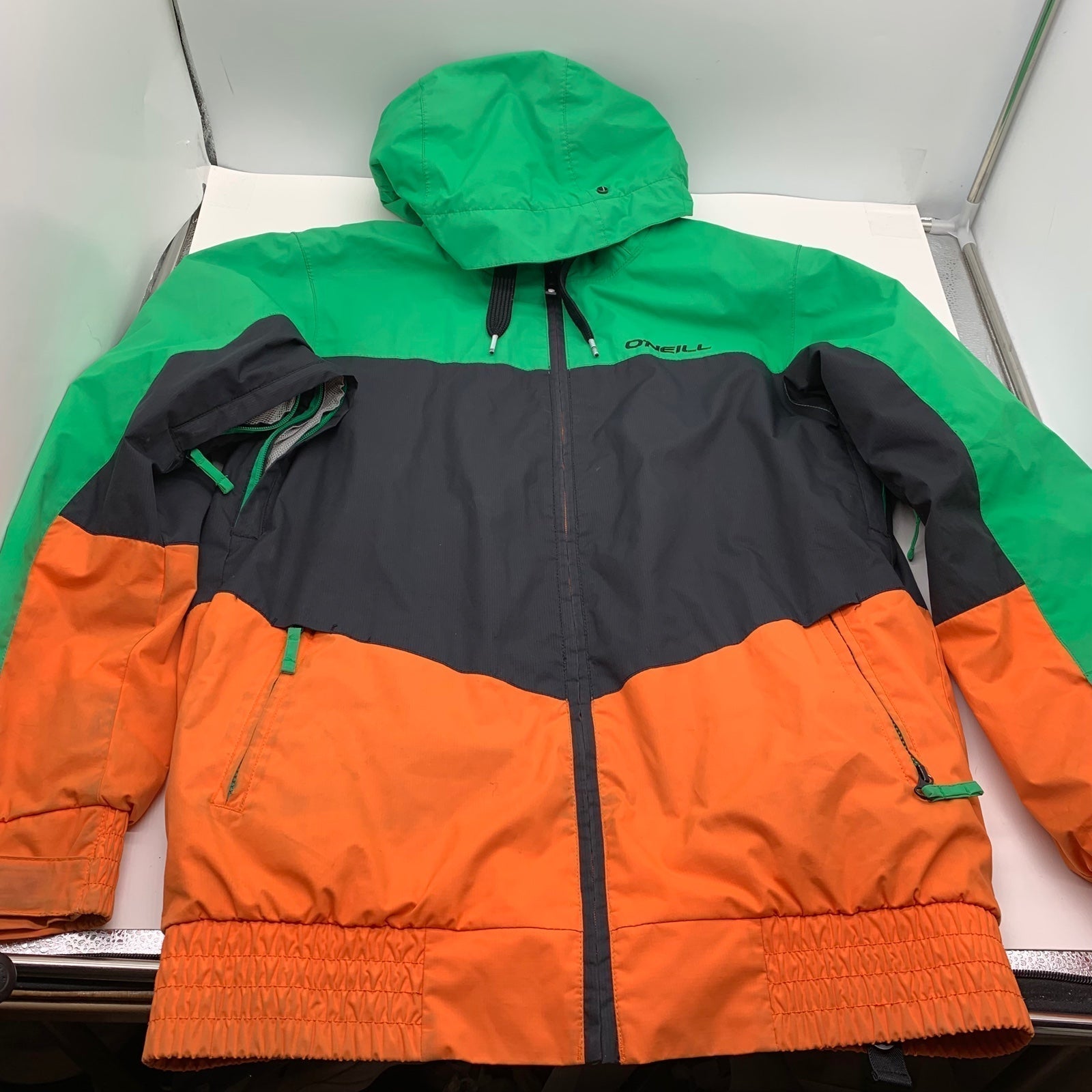 O'Neill ESCAPE Series Snowboard Ski Jacket Men Small Retro Hooded 5000mm 8000grs