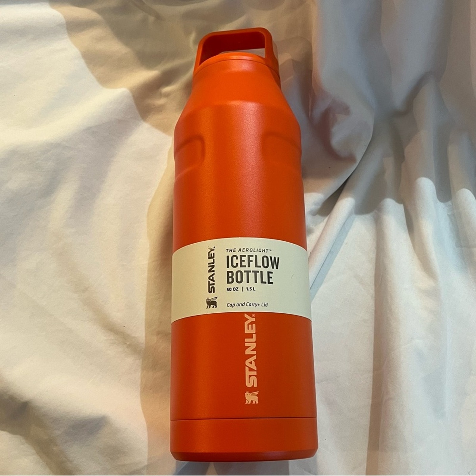 Stanley The Aerolight Iceflow Bottle Cap and Carry + Lid 50 oz Orange. New.
