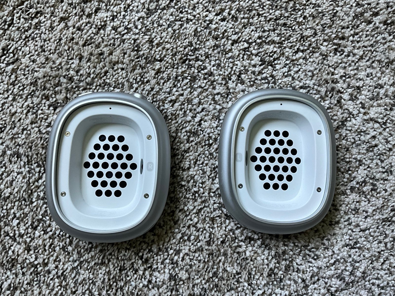 AirPods Max Silver Speakers - PARTS ONLY