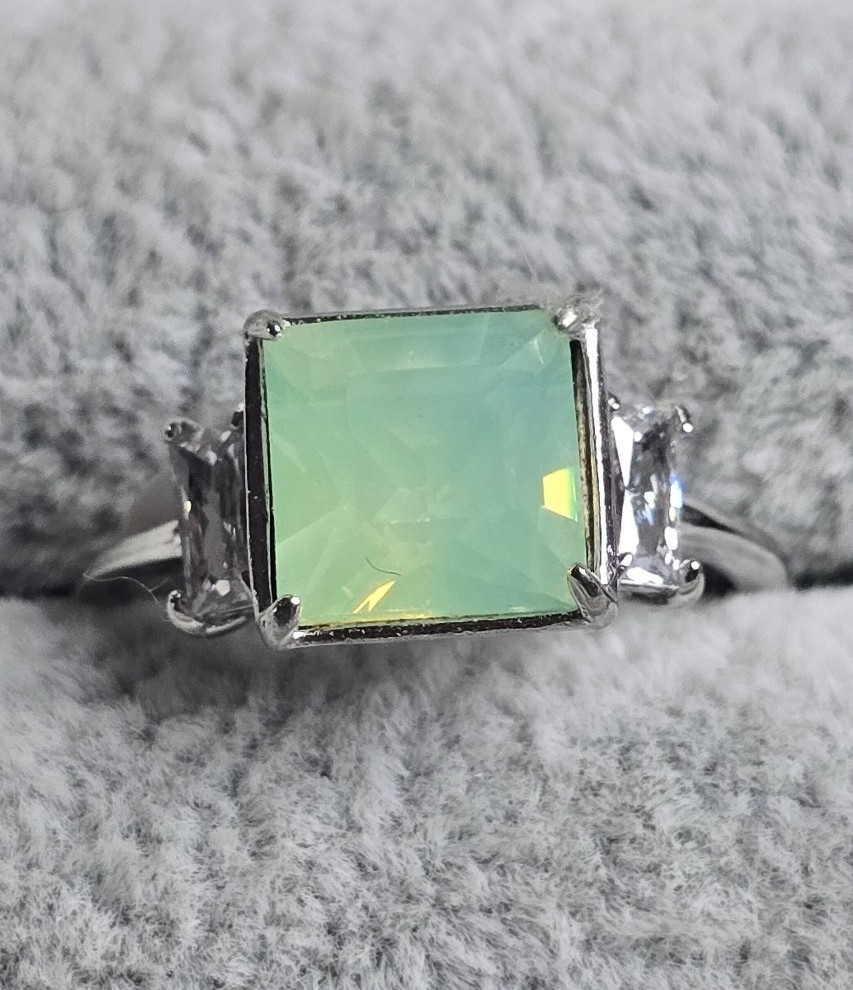 Fragrant jewels October opal ring
