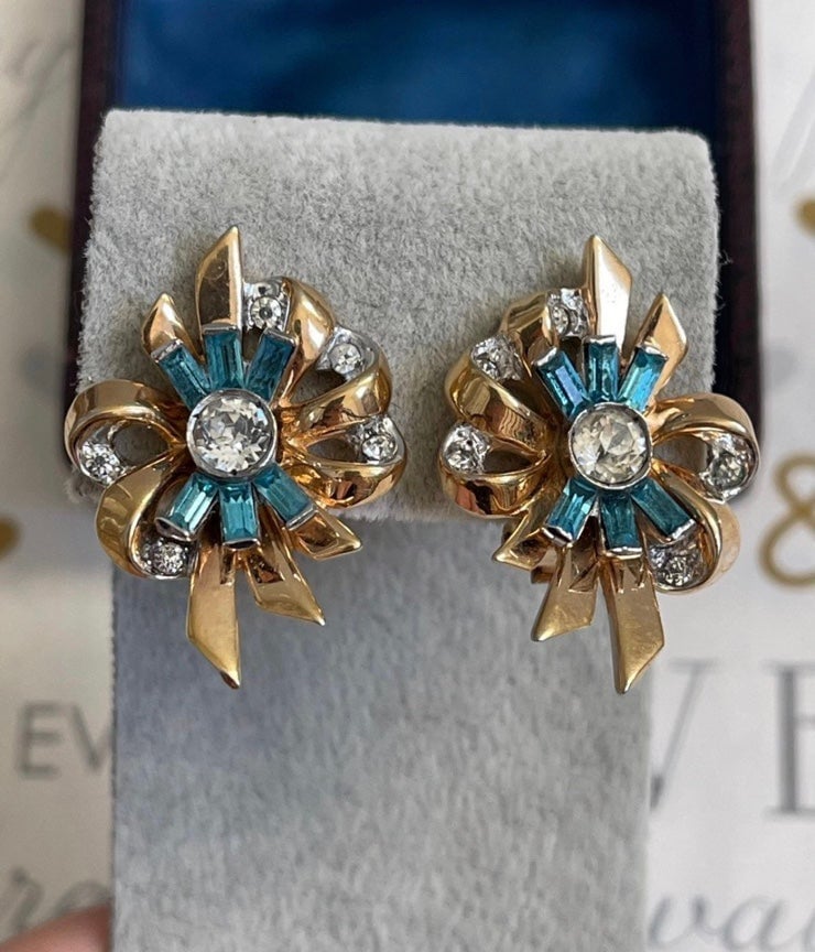 Vintage Mazer earrings signed 1940s clip on Baguette Rhinestone Pave