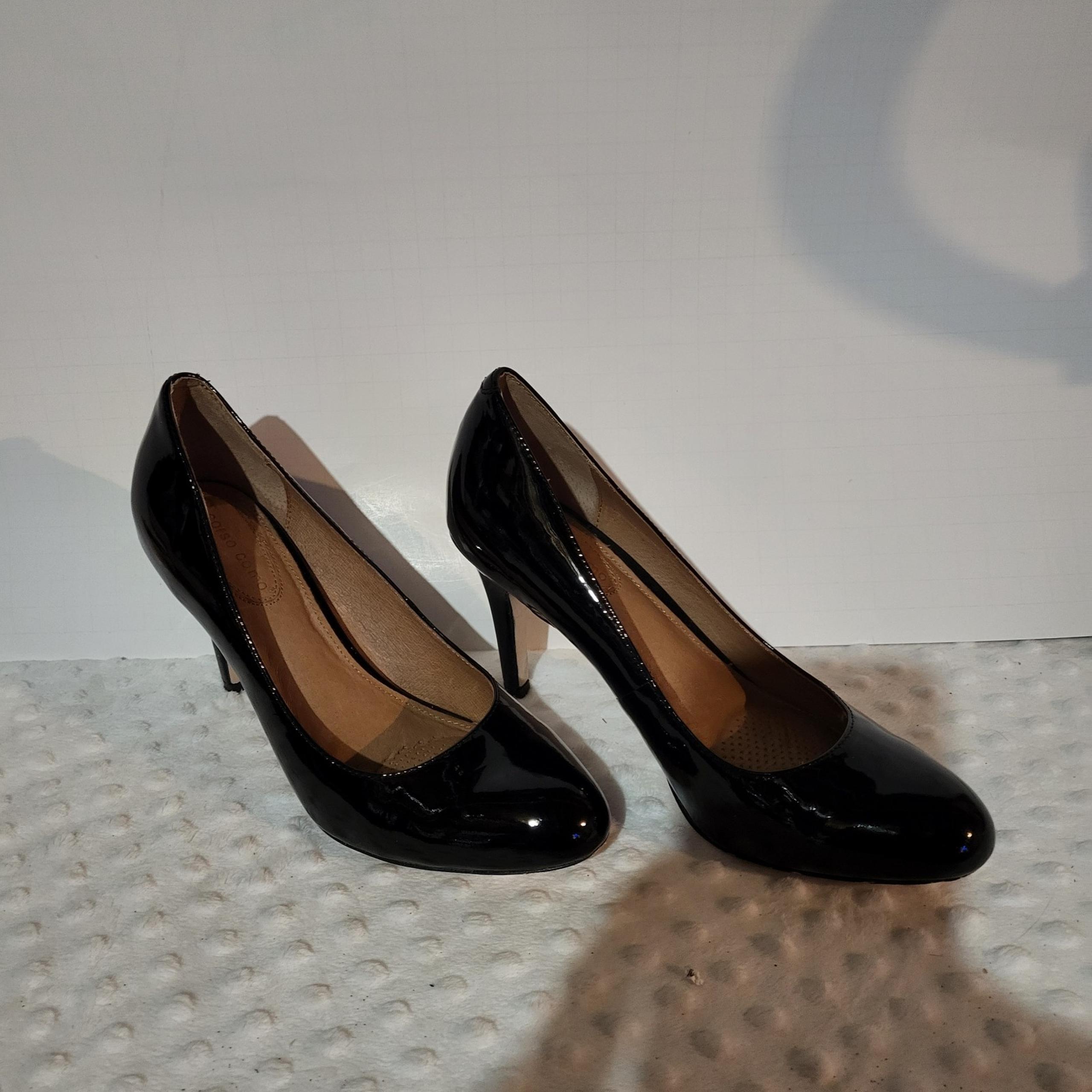 Black Leather Pumps Heels Size 7.5 m - Corso Como