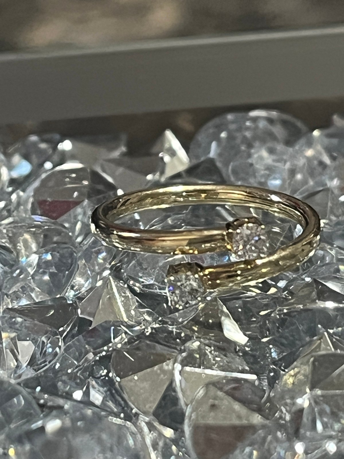 14k Swirl Band
