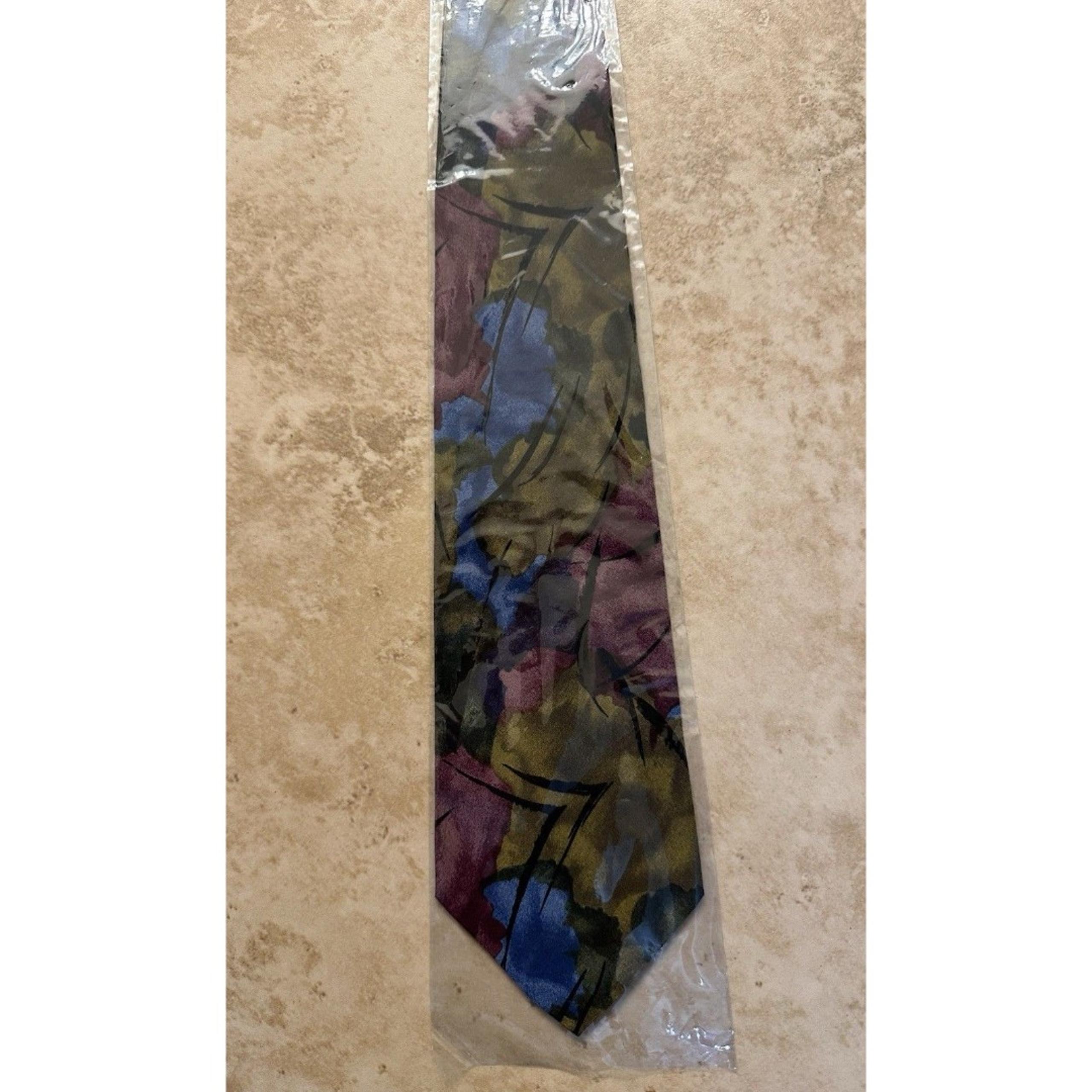 New Vintage Dead Stock 1980’s New Maga 100% Silk Tie Made in Italy Olive Floral - Claude Montana