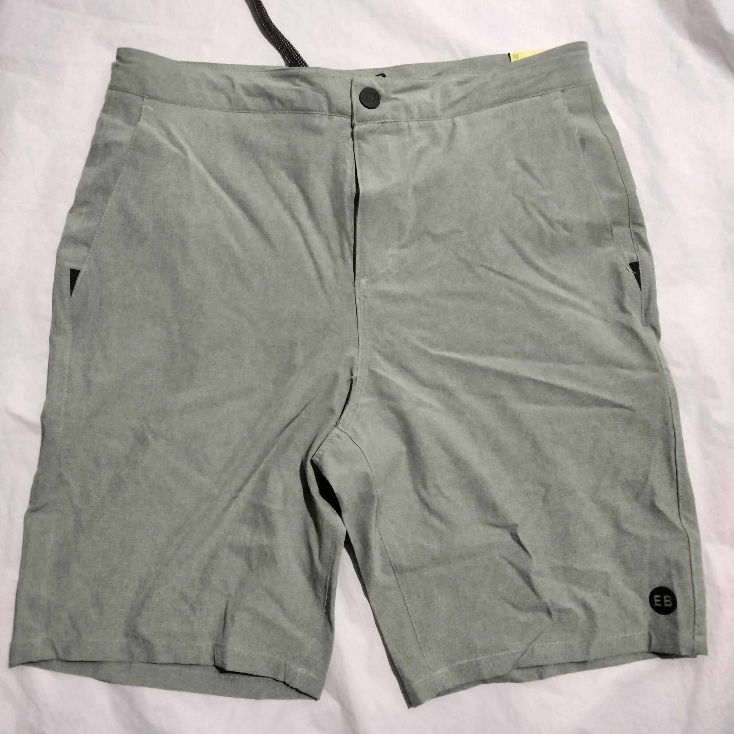 NWT Eddie Bauer Swim Hybrid Shorts Trunk Mens Size 32 Green 9" Inseam UPF 50 Dry