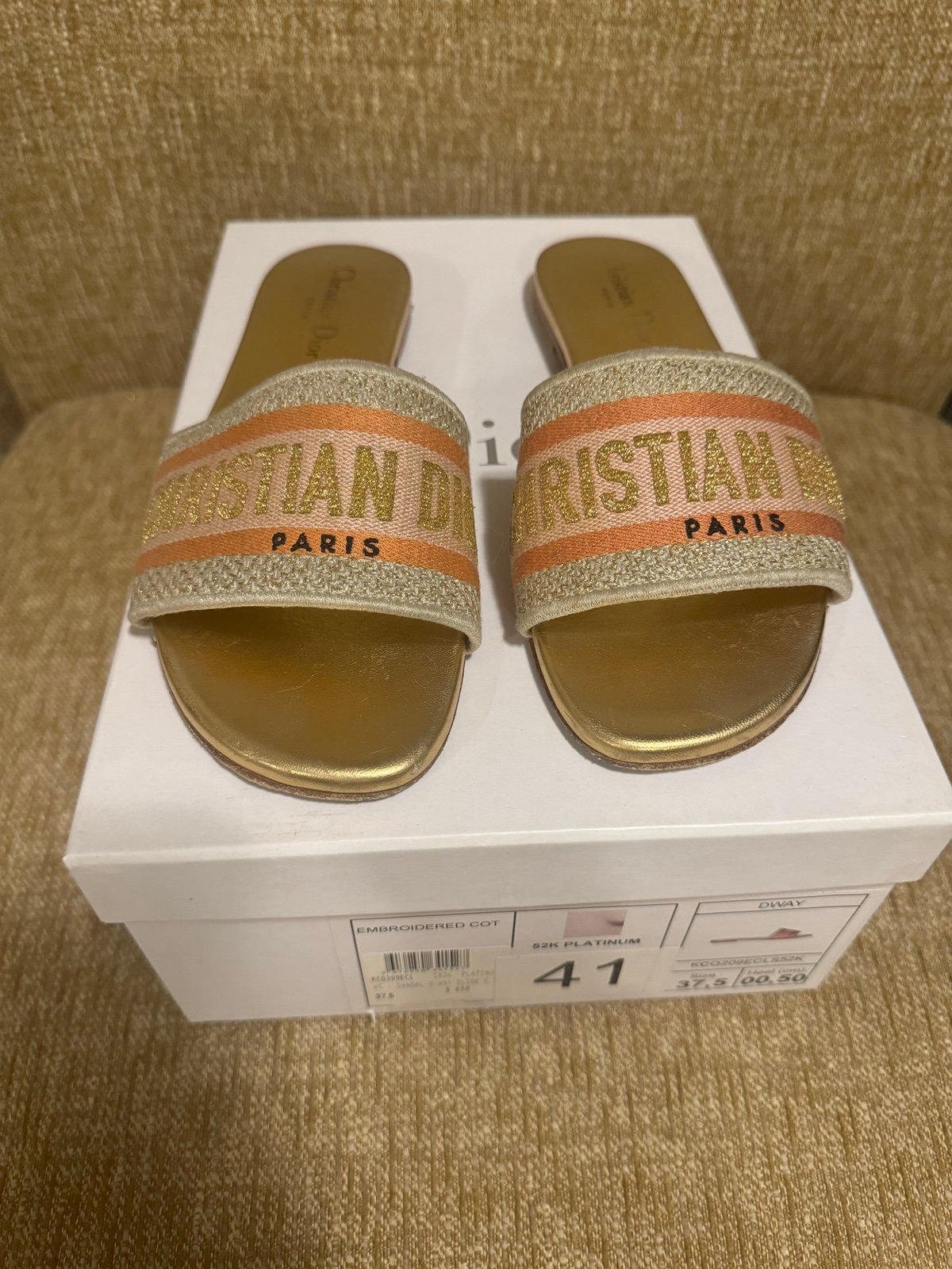 ❤️Authentic Christian Dior 52K Platinum DWAY Embroidered Slide Sandals 37.5 ❤️