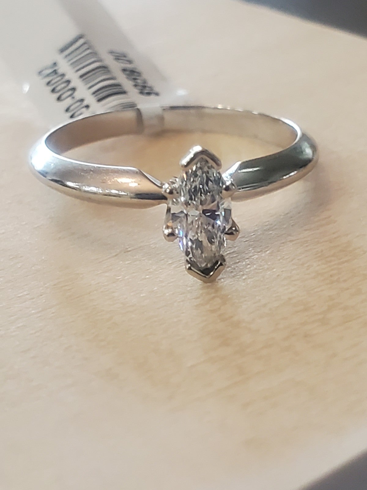 1/3ctw Marquise Diamond Solitaire. 35ctw. 14k white gold. Ring size 7
