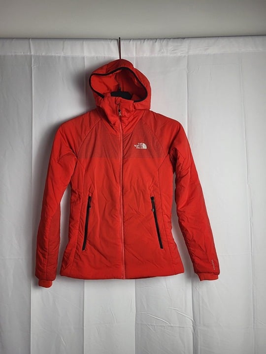 The North Face Women's Summit L3 Ventrix Hoodie XS in Red