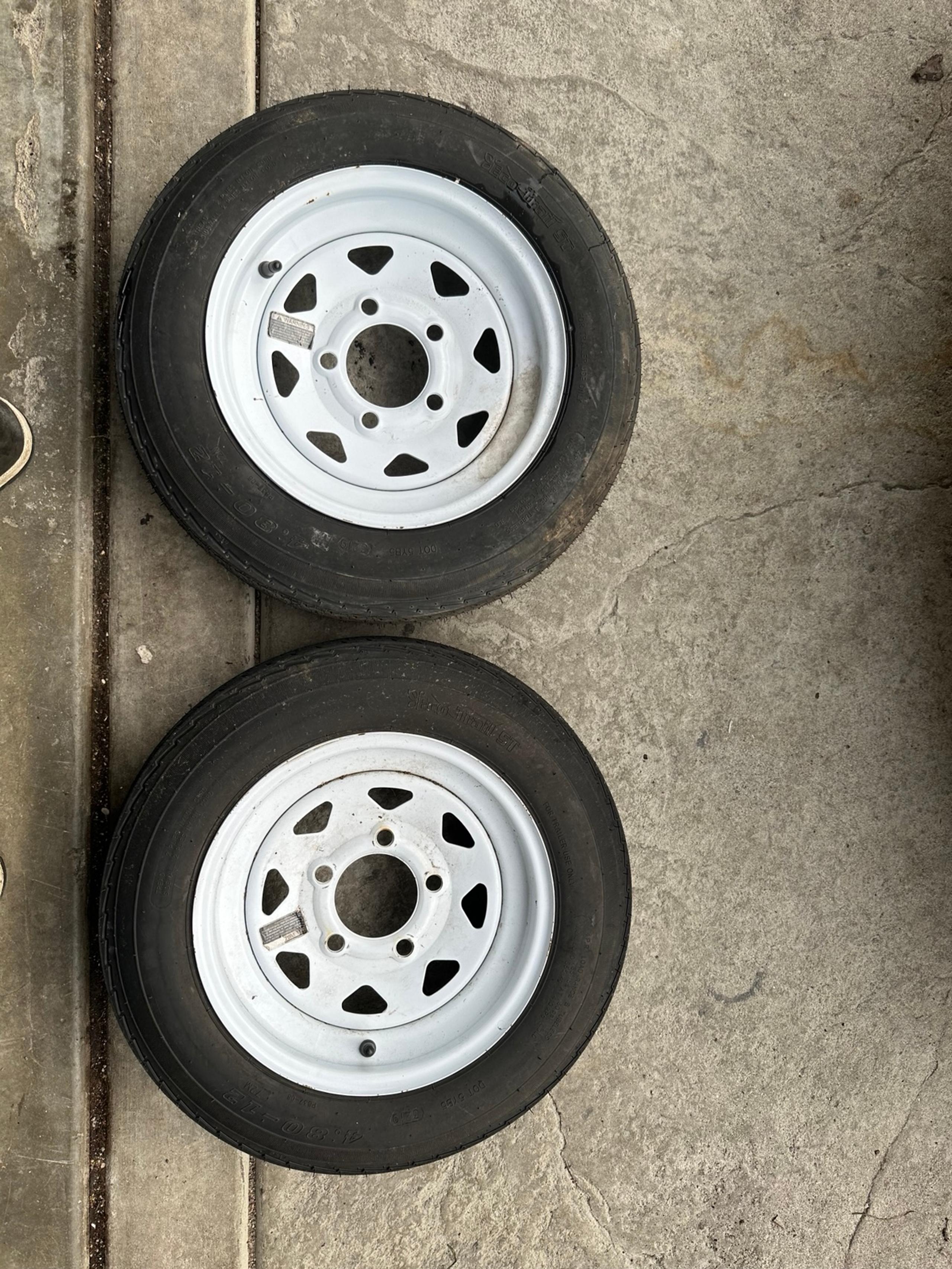 Set of trailer wheels & tires - Custom Accessories