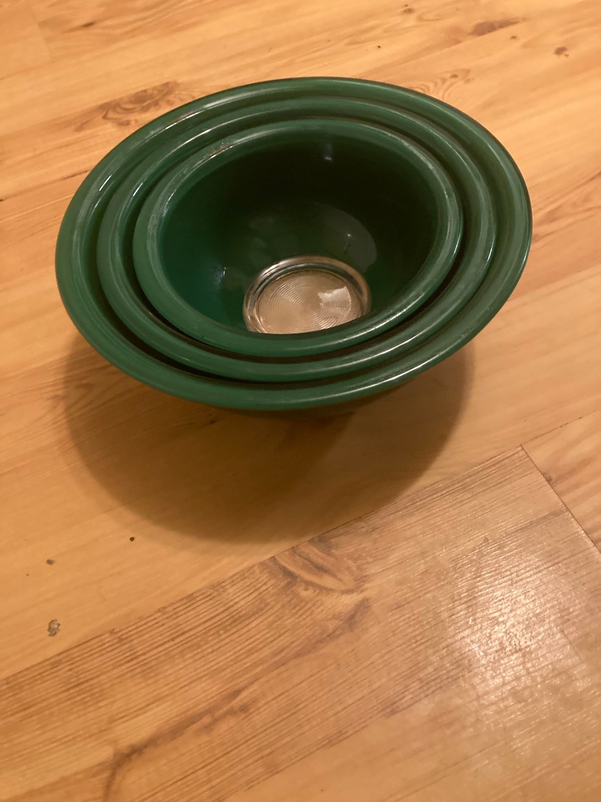 Green clear bottom Pyrex nesting set of 3