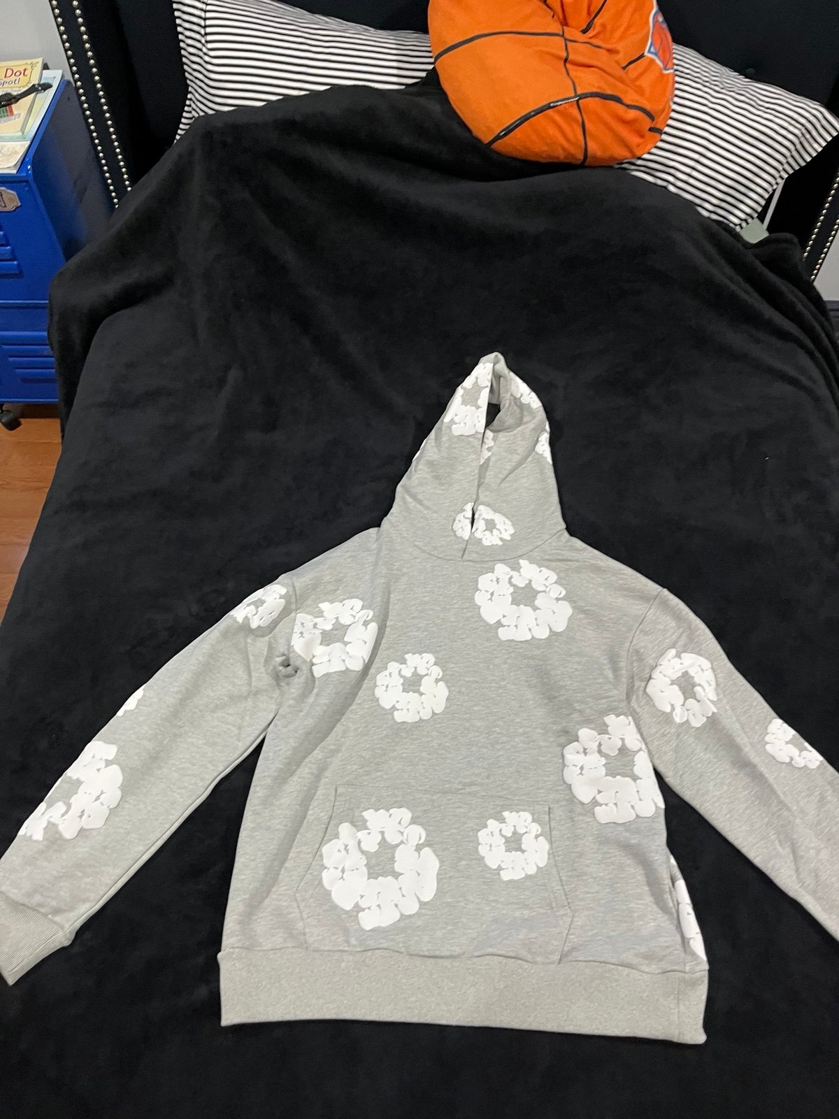 Grey denim tear size medium