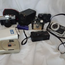 Vintage Camera Lot Kodak Brownie Bullet Yashica Ez-Matic & More
