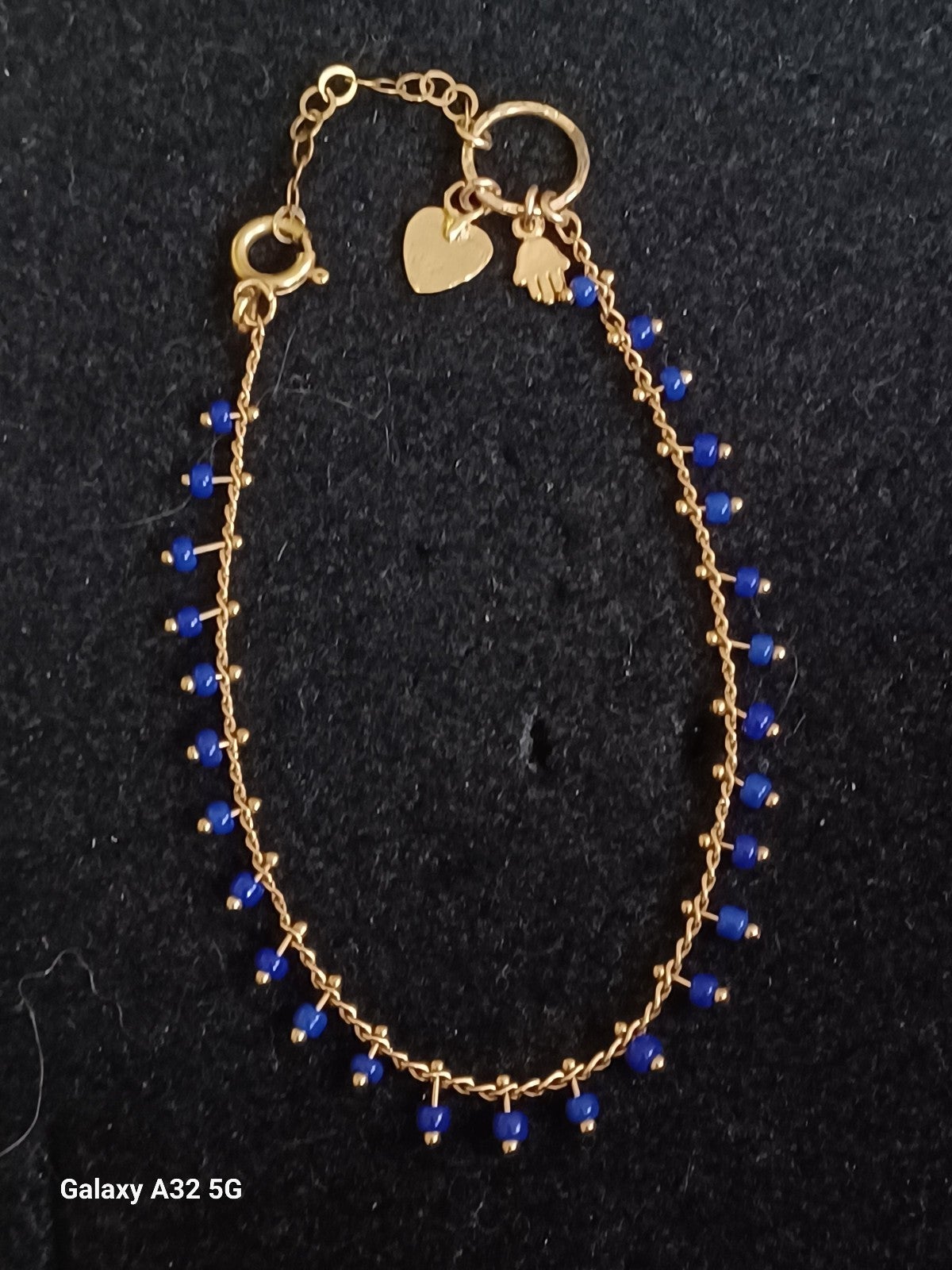 Vtg.14kt.gold filled - Heart& hand blue cha cha beads bracelet