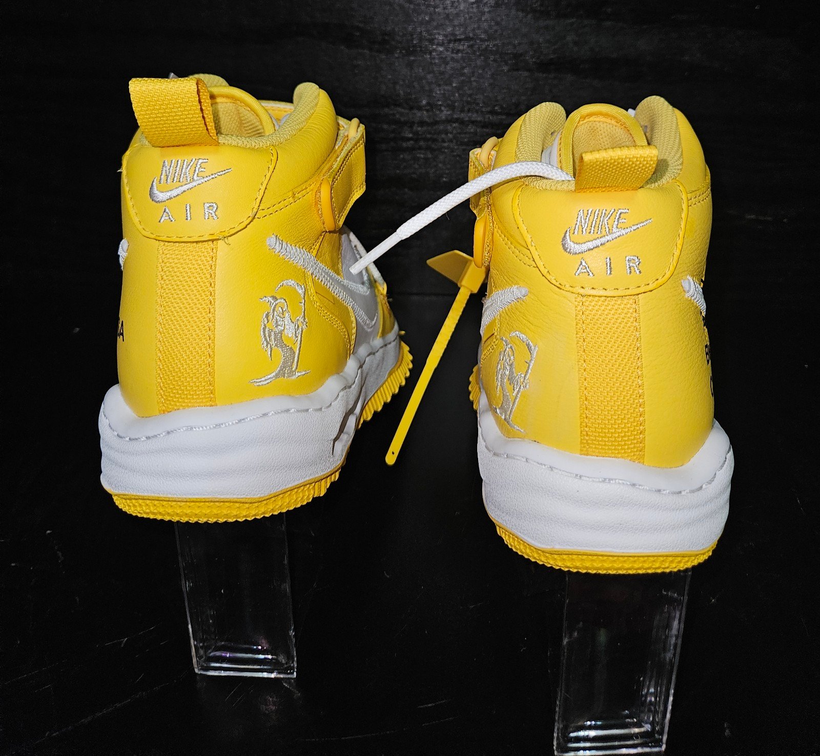 Nike OFF-WHITE x Air Force 1 Mid