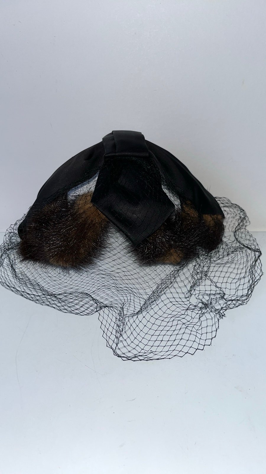 Black Fur Vintage Women’s Fascinator Pillbox Cocktail Rare Hat and Veil 50s 60s