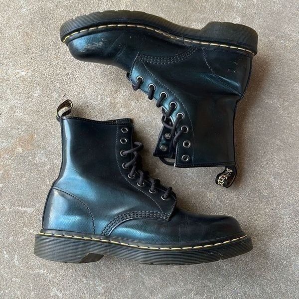 Dr Martens 1460 Green Tracer 8-Eye Boot RARE Limited Edition US Women’s Size 7