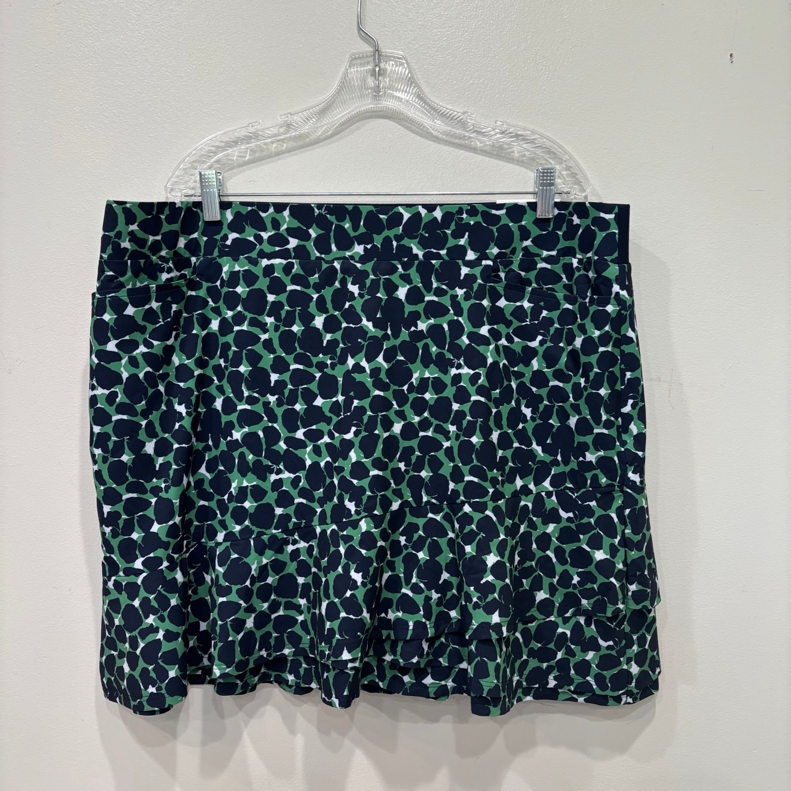 Chico’s Zenergy UPF Neema 18.5 Print Tulip Skort Women’s Size 18 (3.5 ) NEW