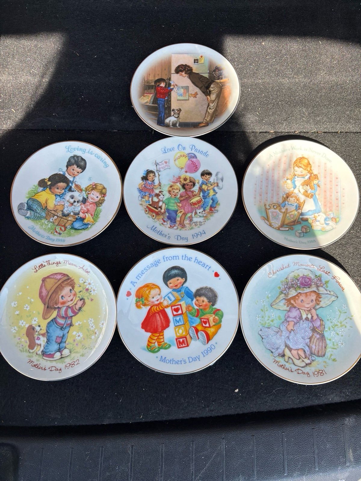 Plates 7 Avon Mothers Day