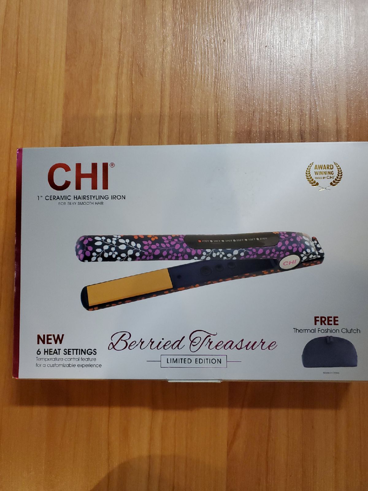 CHI 1 ceramic hairstyling iron-Berries