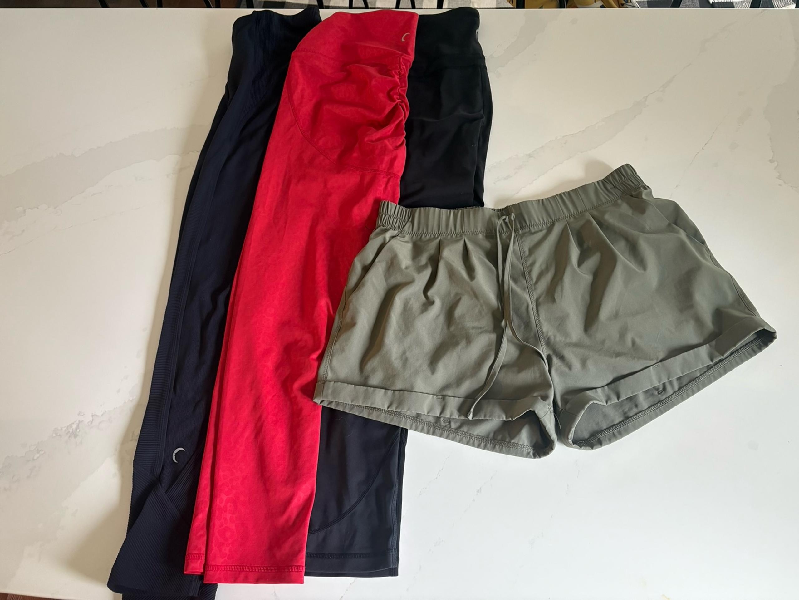 Zyia Active Leggings and Shorts Bundle - 8 - 10 ( Medium ) - Athletic