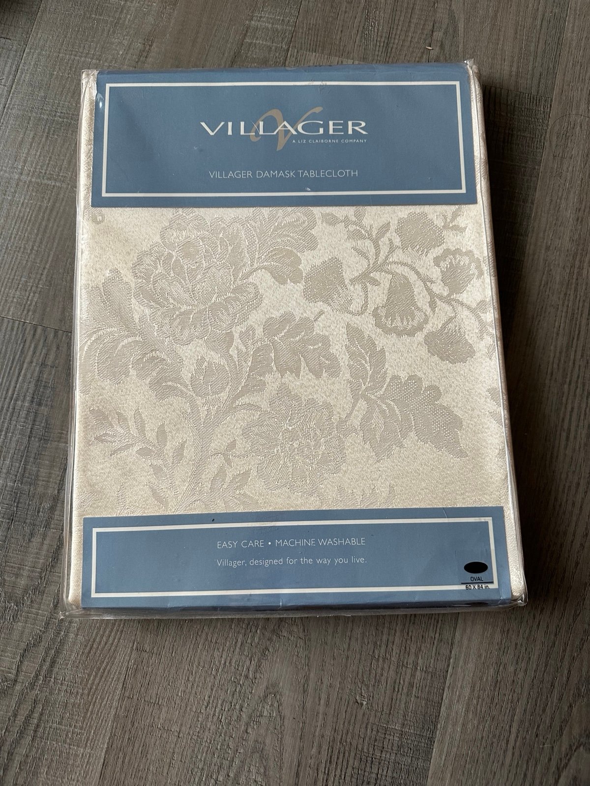 Villager Damask Oval Tablecloth