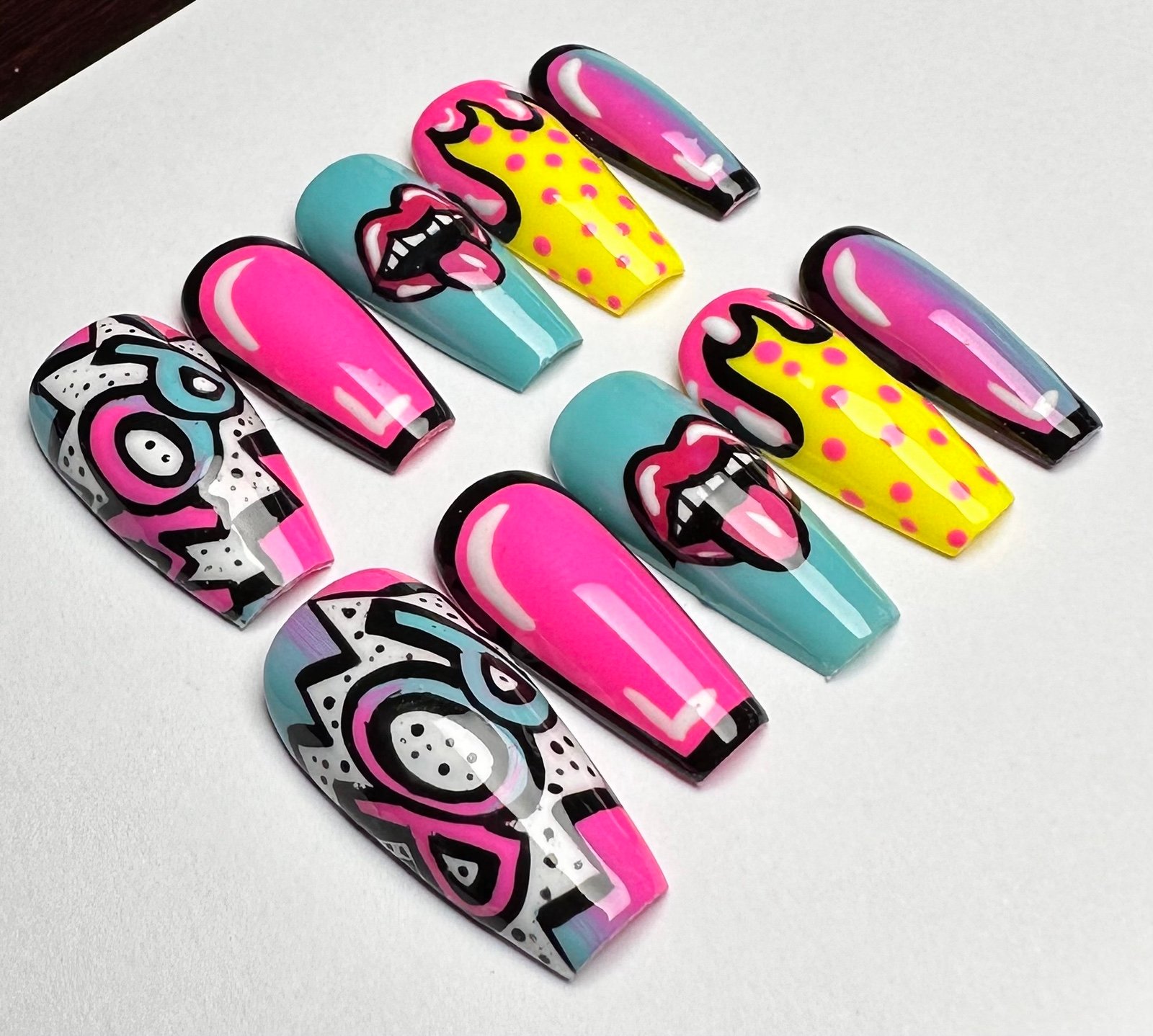 Pop art press on nails