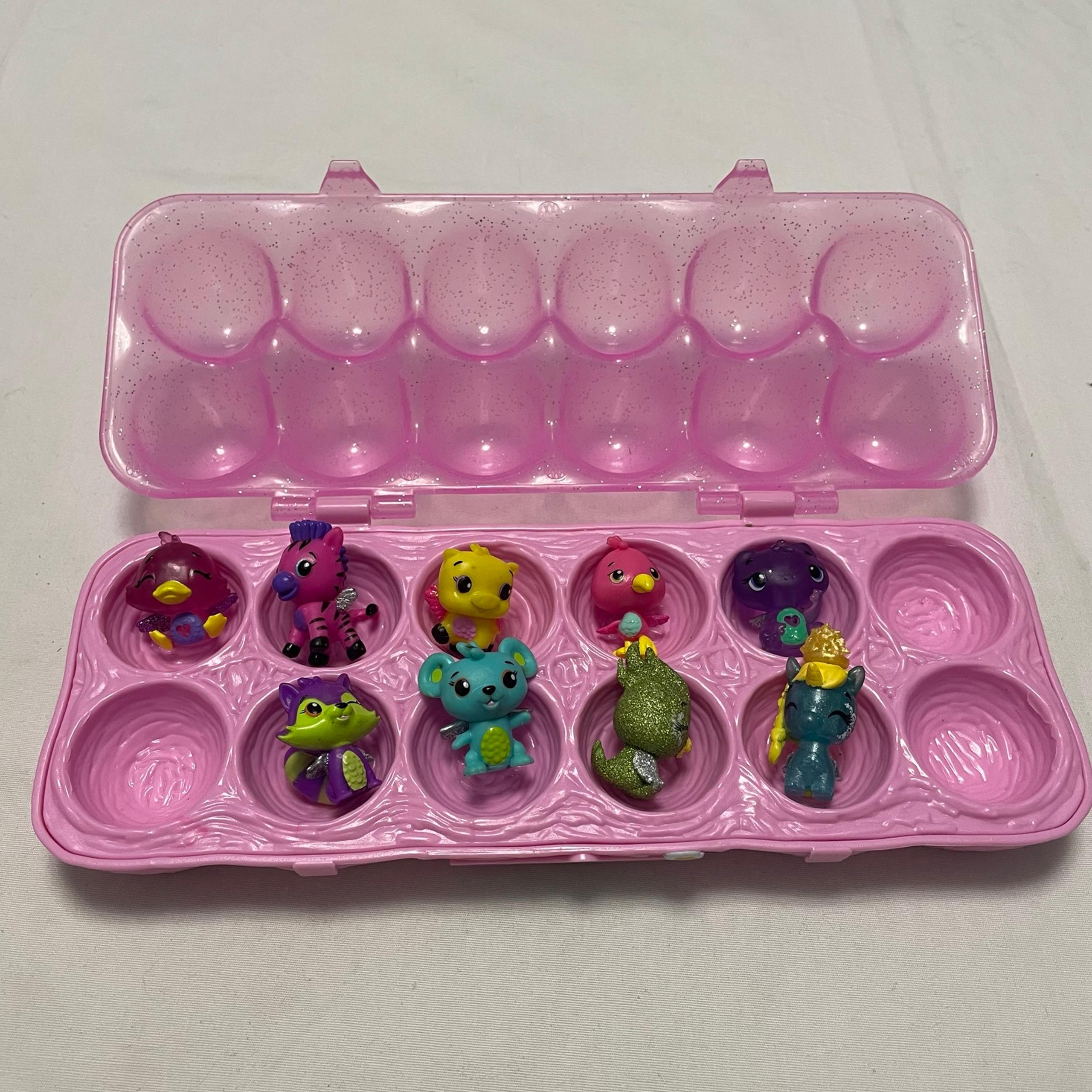 Hatchimals, CollEGGtibles Toy Set 12 Pack Egg Carton Toy Set. mini figurines
