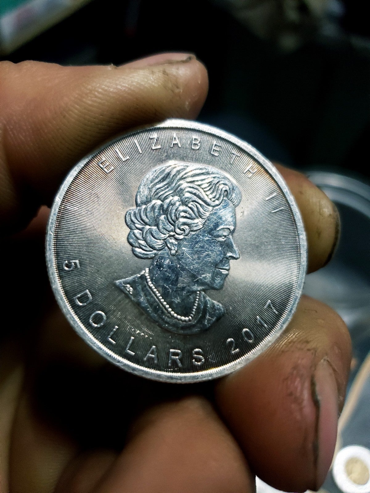 2017 Canadian maple leaf