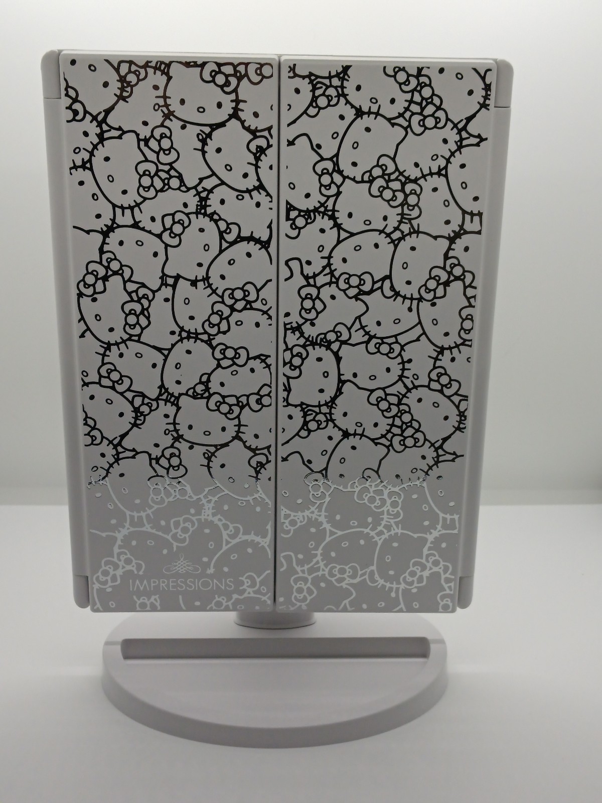 Hello Kitty Trifold Mirror