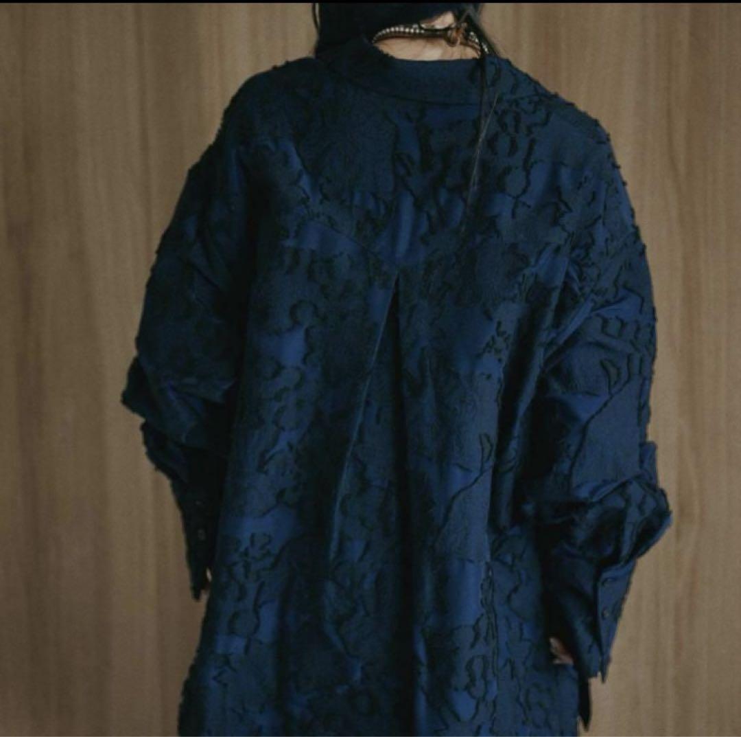 Ameri（アメリ）の「UND BOTANICAL JACQUARD BLOUSE（シャツ