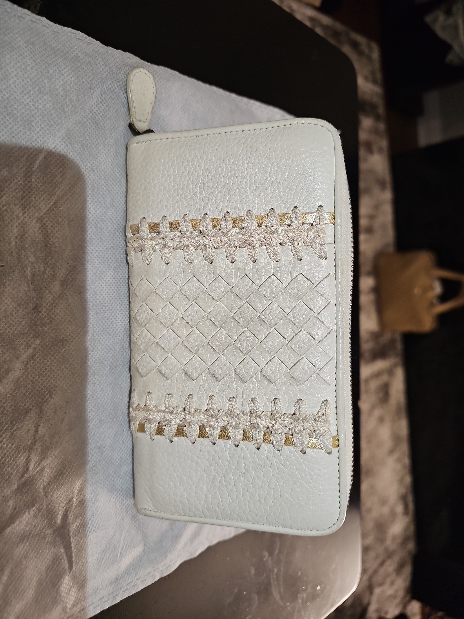 Bottega Veneta Wallet Intrecciato Great Condition
