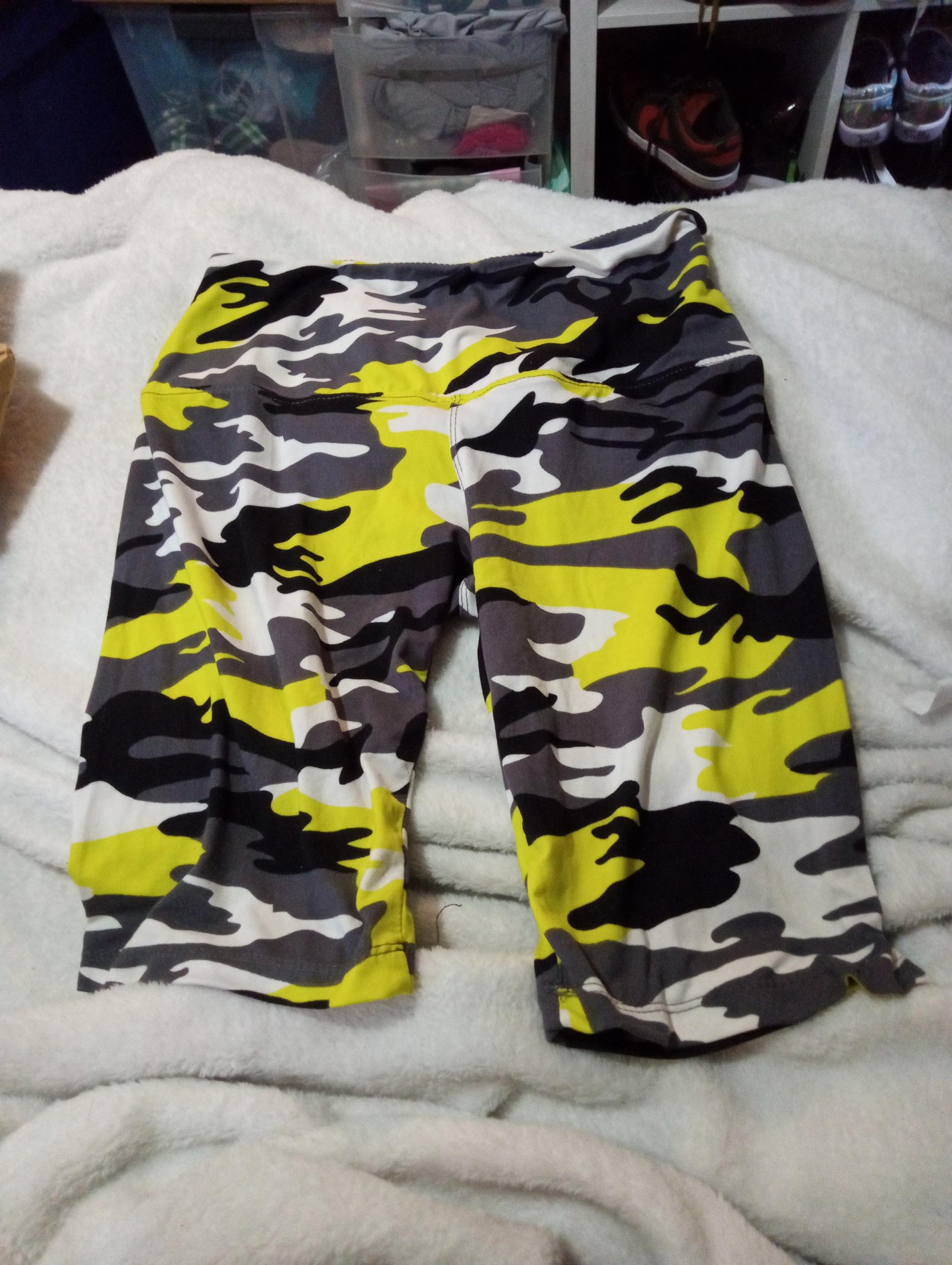 womens workout short by Hot kiss size M