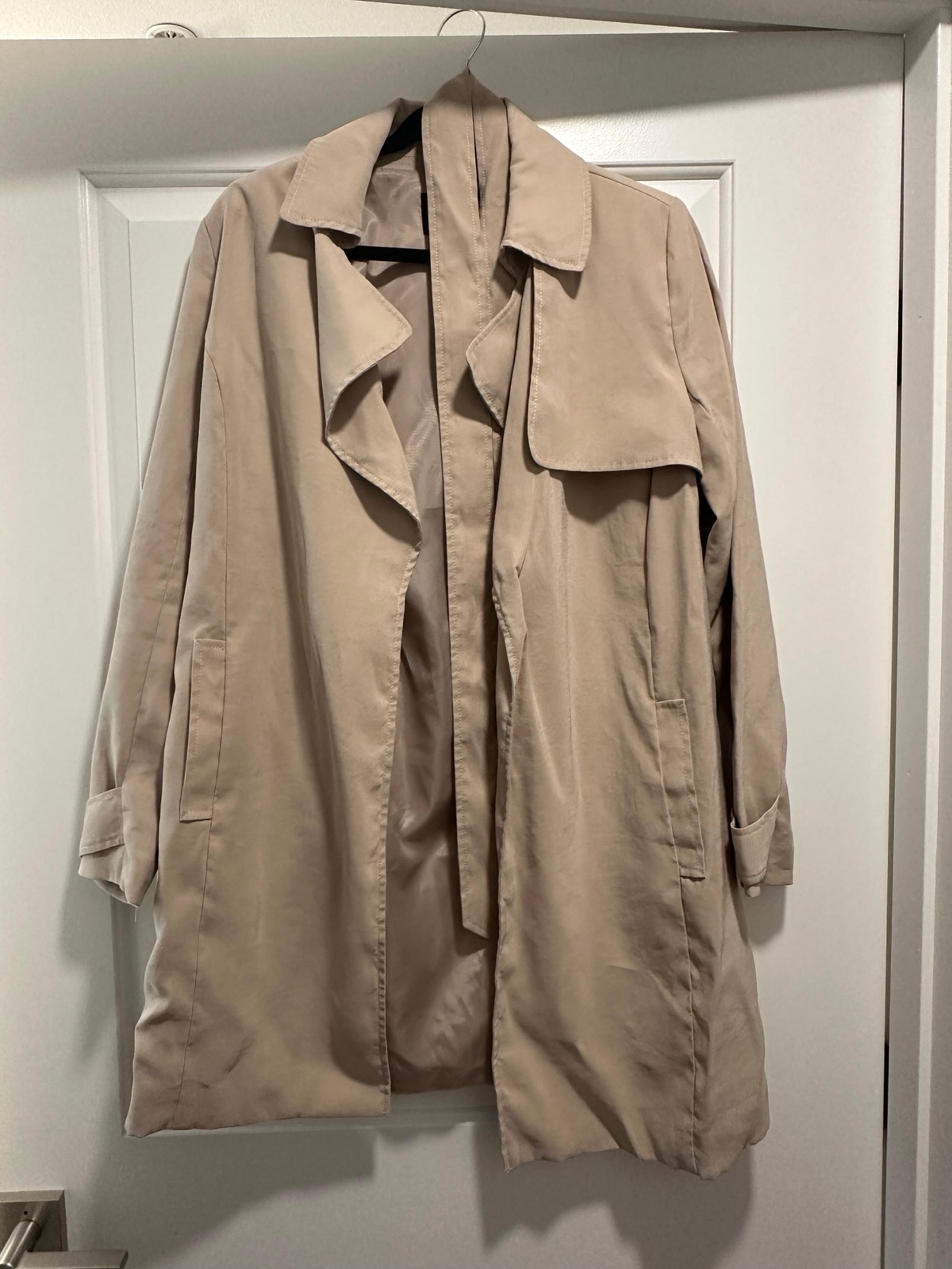 Banana republic tan trench coat size small