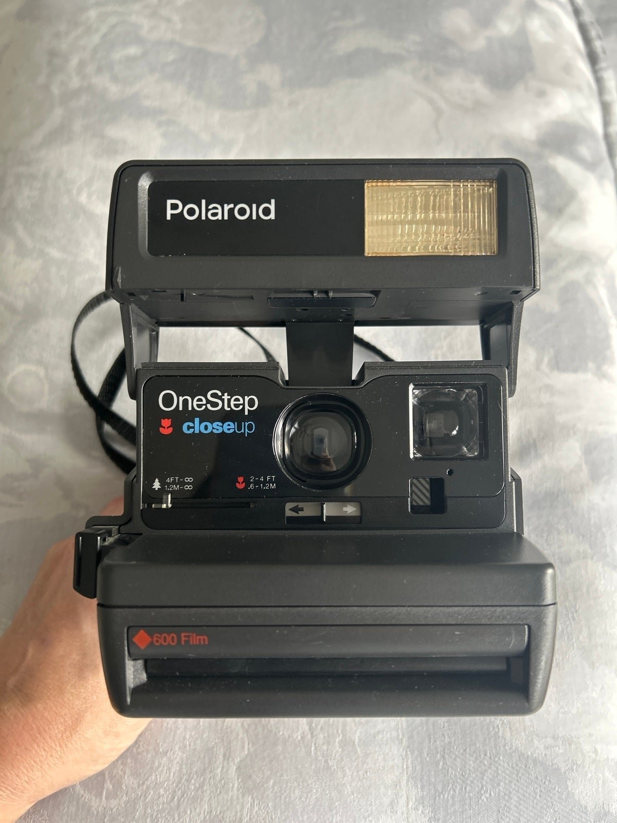 Polaroid OneStep CloseUp Instant camera