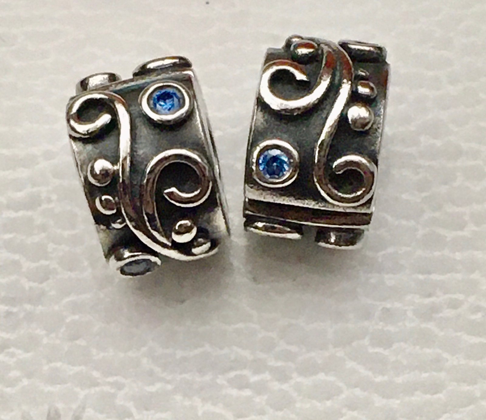 PANDORA (2) RETIRED Sterling Silver Blue CZ Tendril Clips