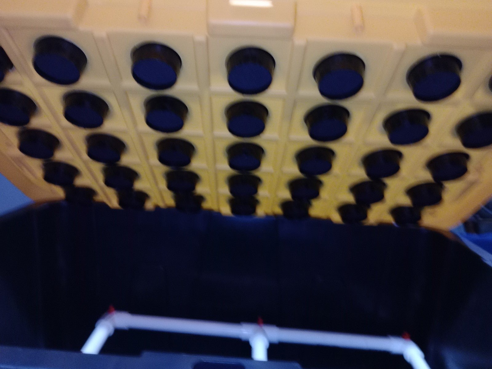 35-Plant Deluxe Aeroponic XL Plant Cloner with XXL 27-Gallon Reservoir & Collars