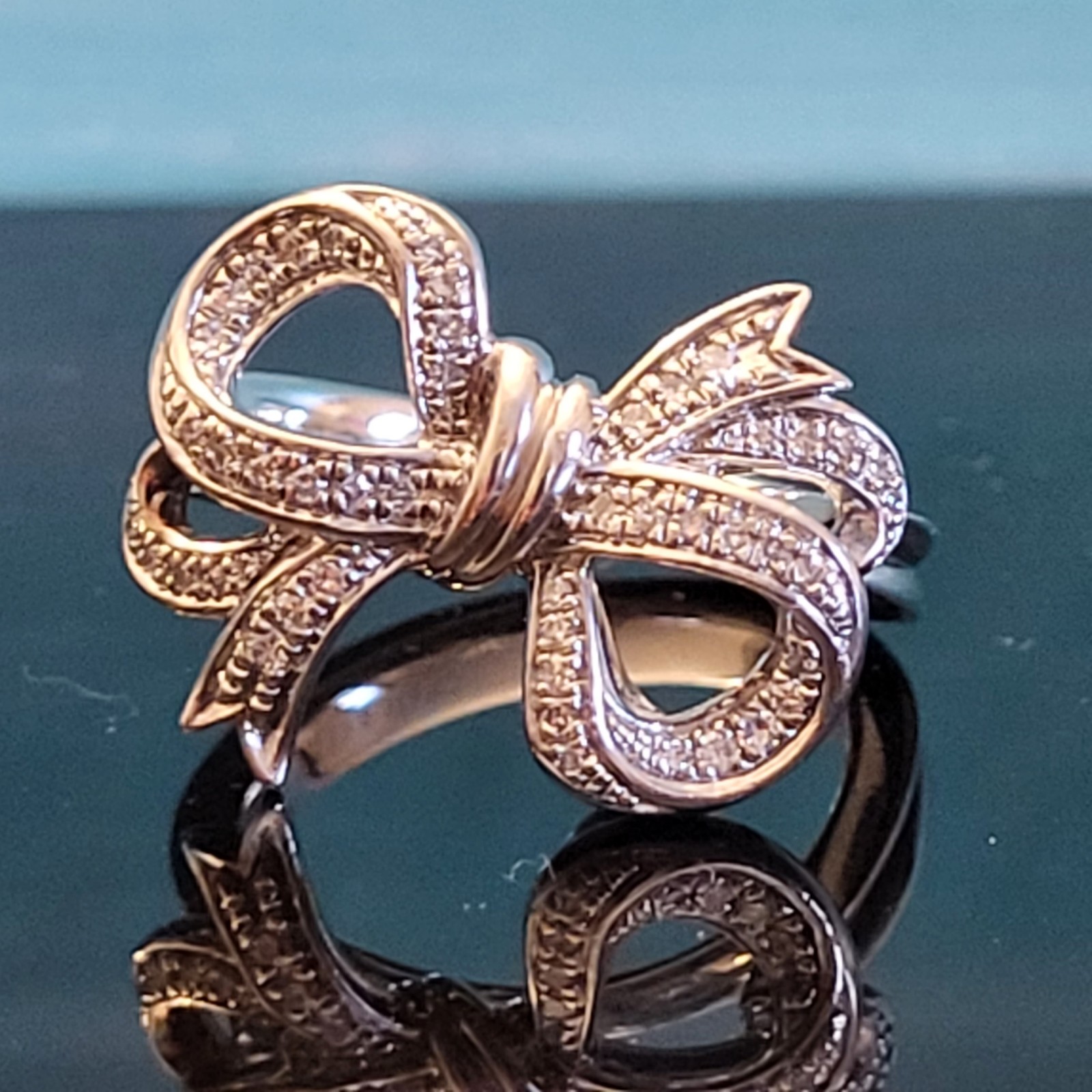 Vera wang bow ring sale