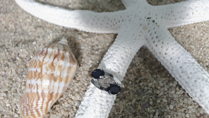 Diamond And Sapphire Ring Size 7