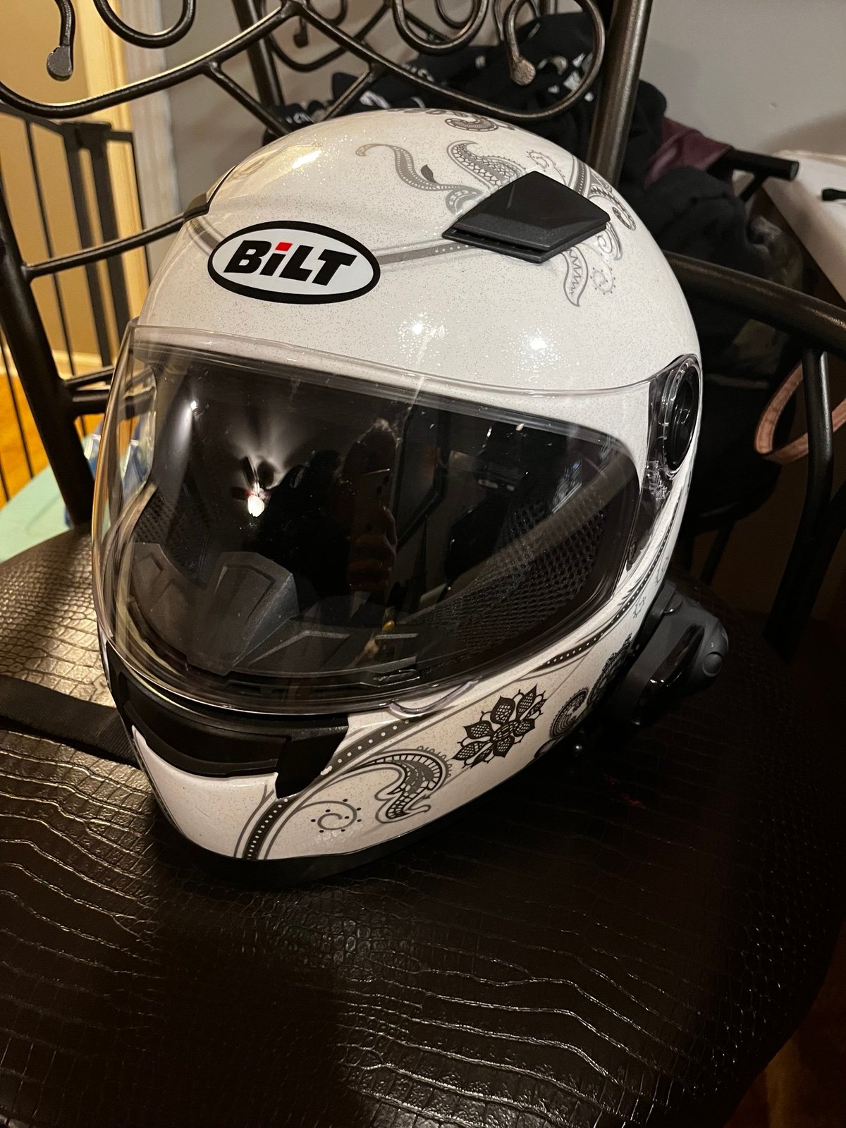 Built womens full face Motorcycle Helmet sparkly white and silver size large