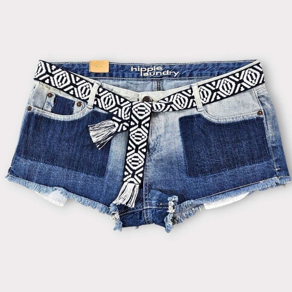 NWT Hippie Laundry Boho Belted Frayed Hem Denim Shorts Sz 32