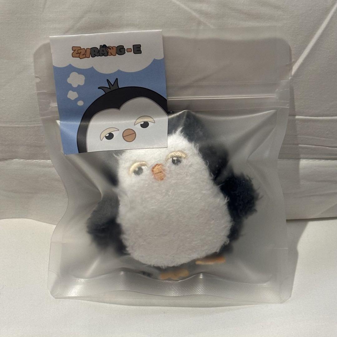  2025年おすすめのアイテム満載 BABY KEYRING PLUSH ZZirang-e アイドル