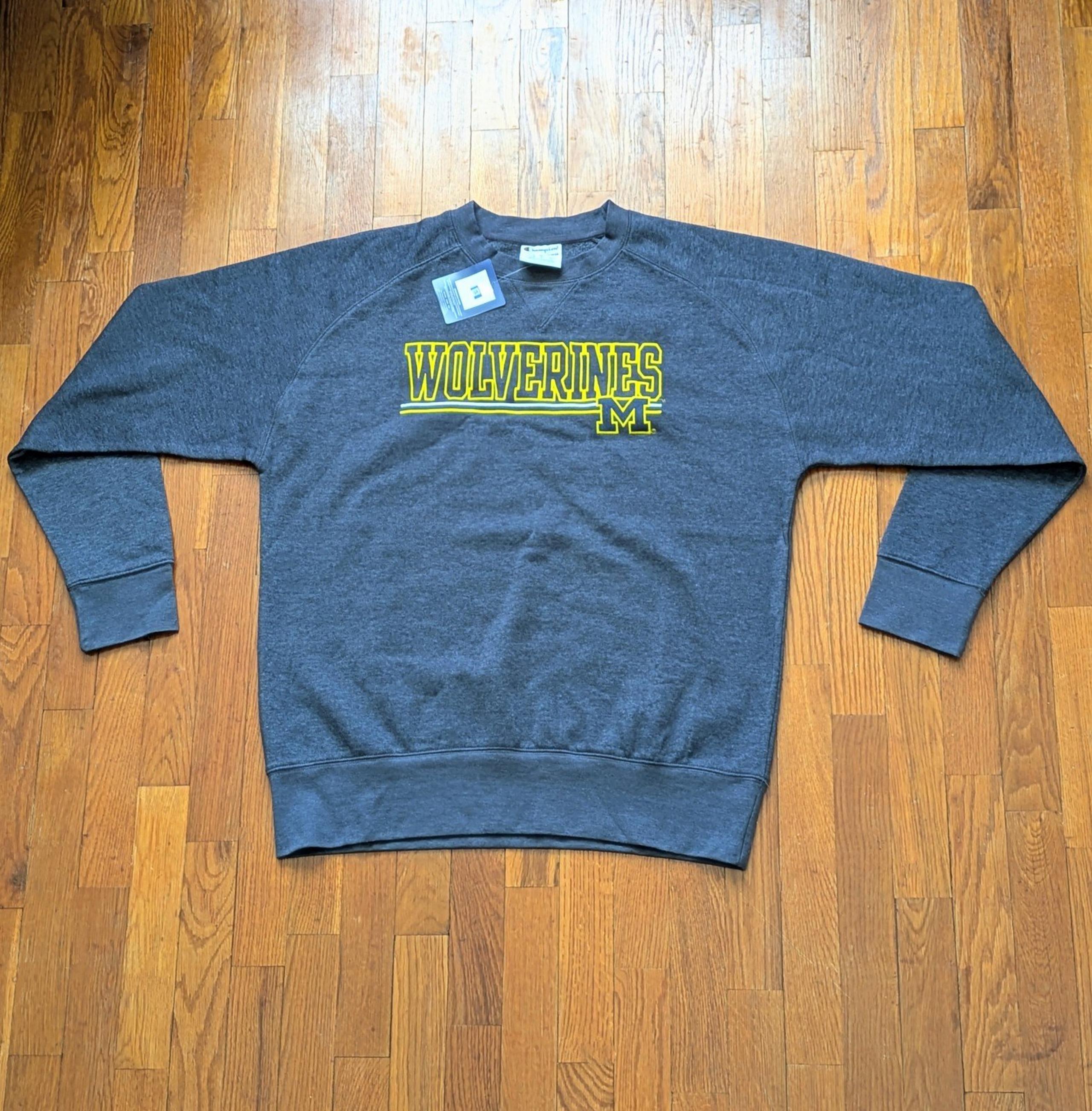 NWT Women's University of Michigan Crewneck Sweatshirt Size L - Champion