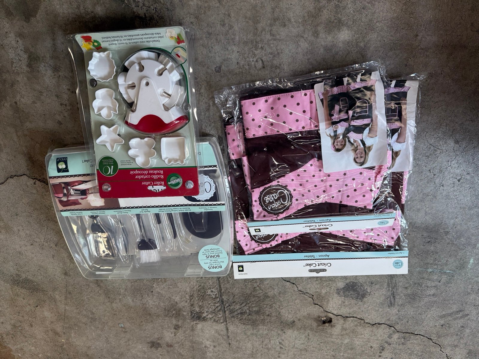 New Cricut cake accessories