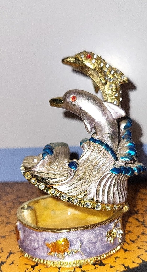Hinged enamel dolphin trinket dish