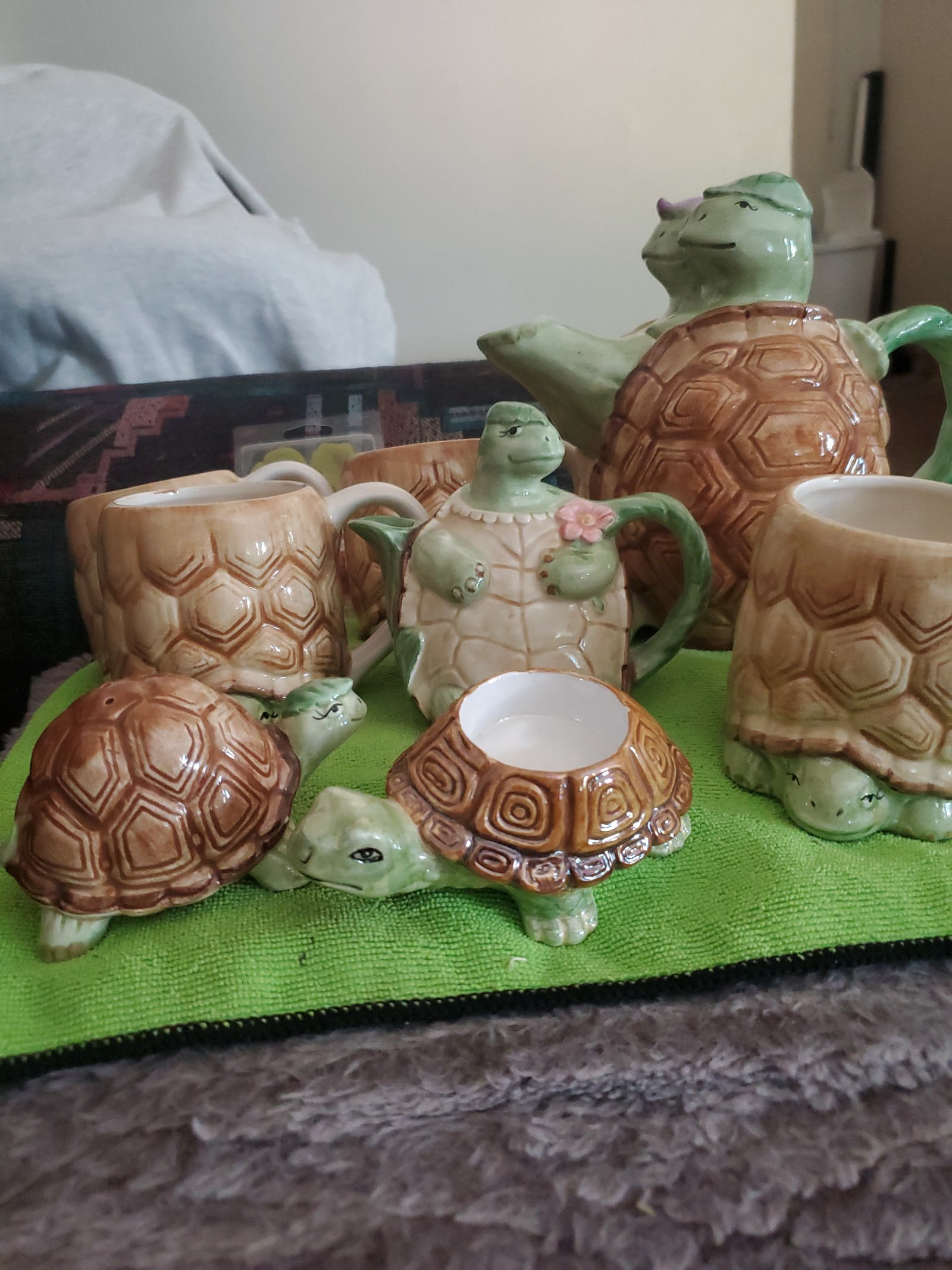 Otagiri Mary Ann Baker Cermic Turtle Tea Set